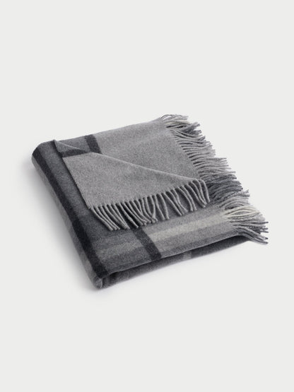 Lucca Throw